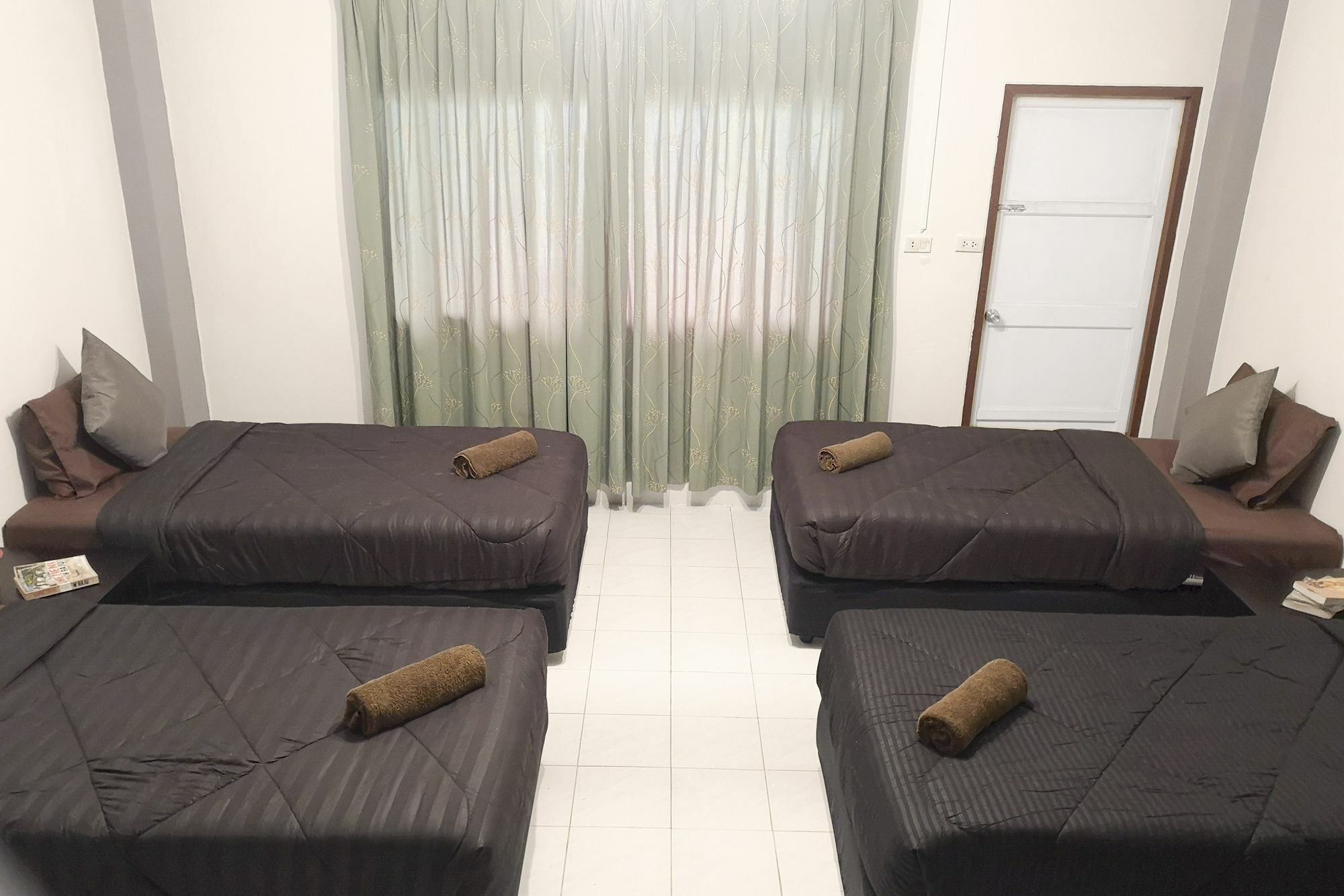 Gao Saengchan Beachfront Rayong Buitenkant foto