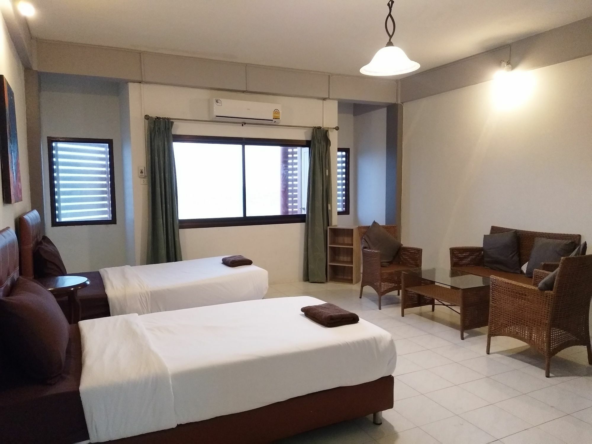Gao Saengchan Beachfront Rayong Buitenkant foto